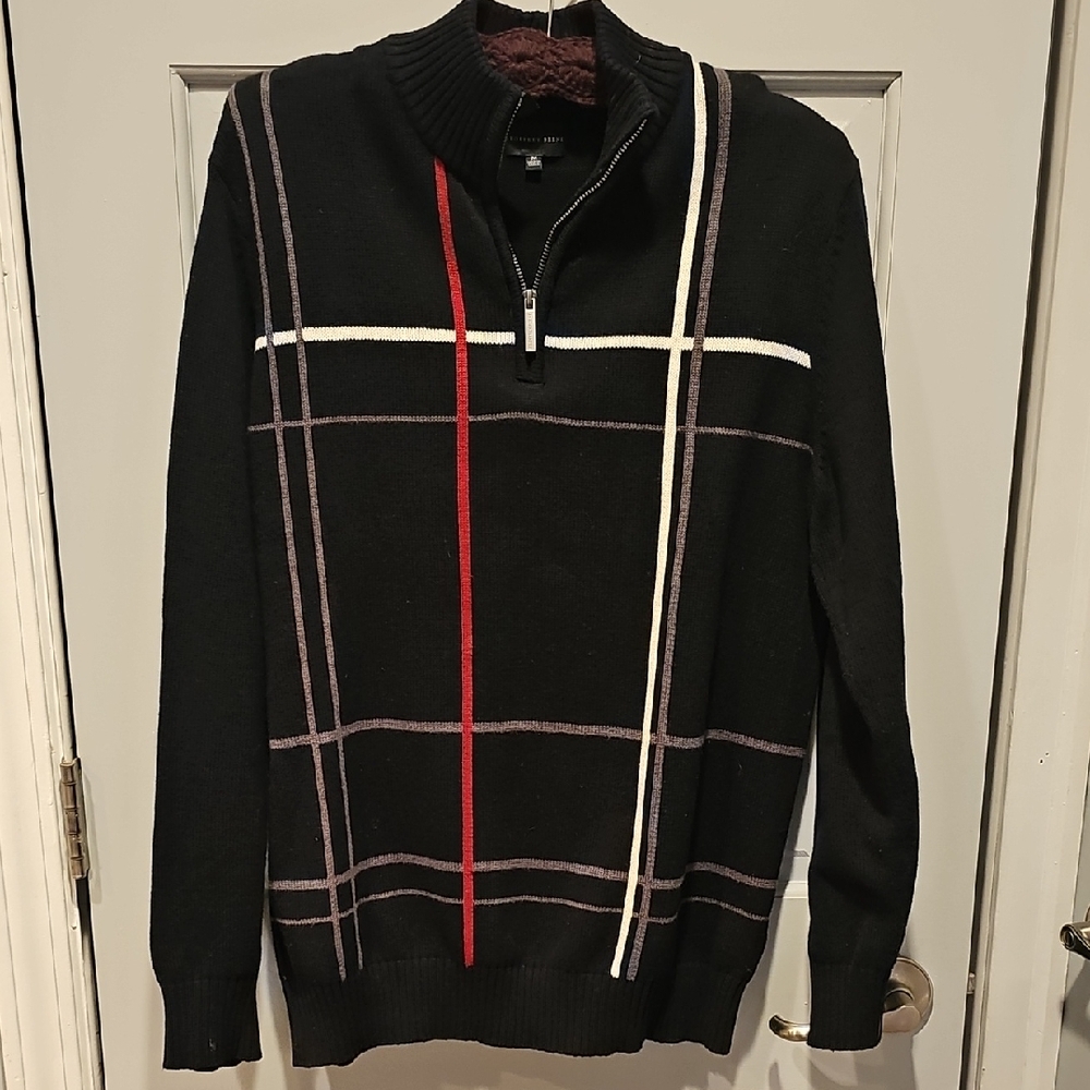 Geoffrey Beene Black Sweater Medium Red Gray White Checkered Zip-Up Mock neck
